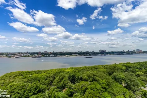 370 Riverside Drive New York City NY 10025