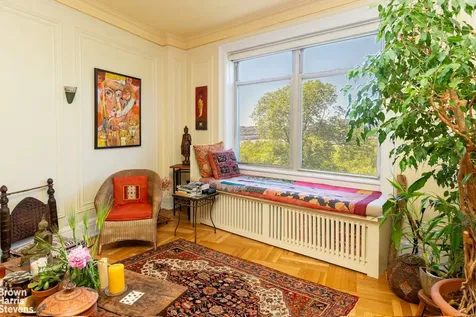 370 Riverside Drive New York City NY 10025