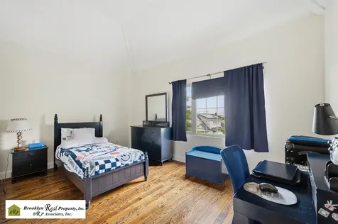 32 Wild Avenue New York City NY 10314