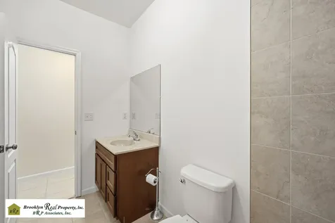 32 Wild Avenue New York City NY 10314