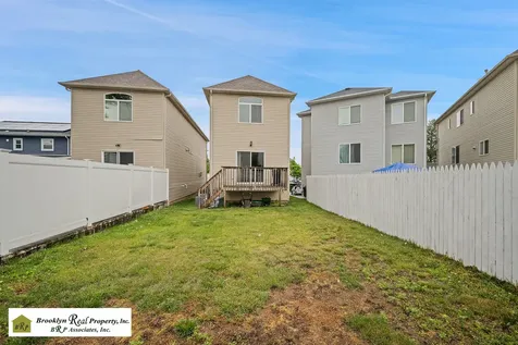 32 Wild Avenue New York City NY 10314