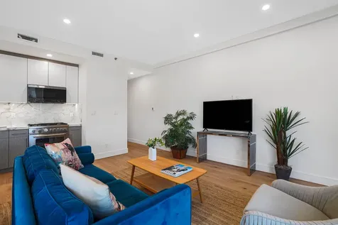 21-31 Shore Boulevard New York City NY 11105