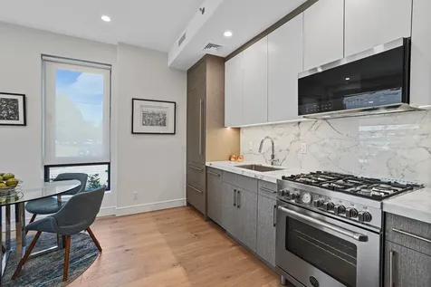 21-31 Shore Boulevard New York City NY 11105