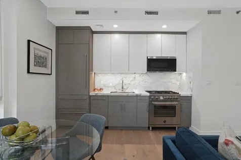 21-31 Shore Boulevard New York City NY 11105