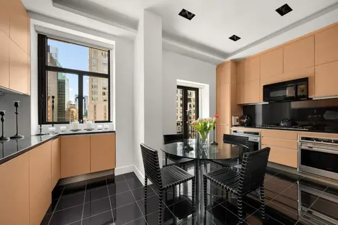 521 Park Avenue New York City NY 10065
