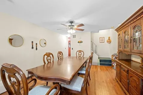 84 Long Pond Lane New York City NY 10304