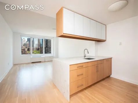80 Riverside Boulevard New York City NY 10069