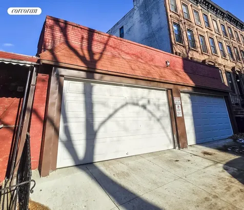 385 6th Avenue New York City NY 11215