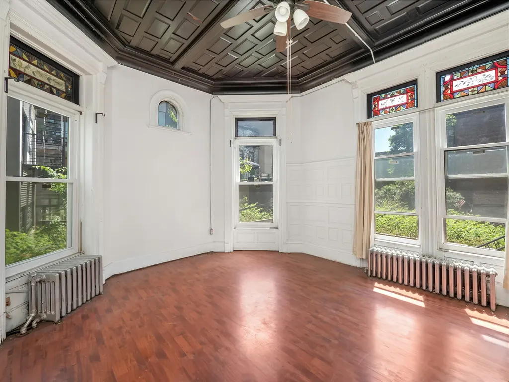 9 Spencer Place New York City NY 11216