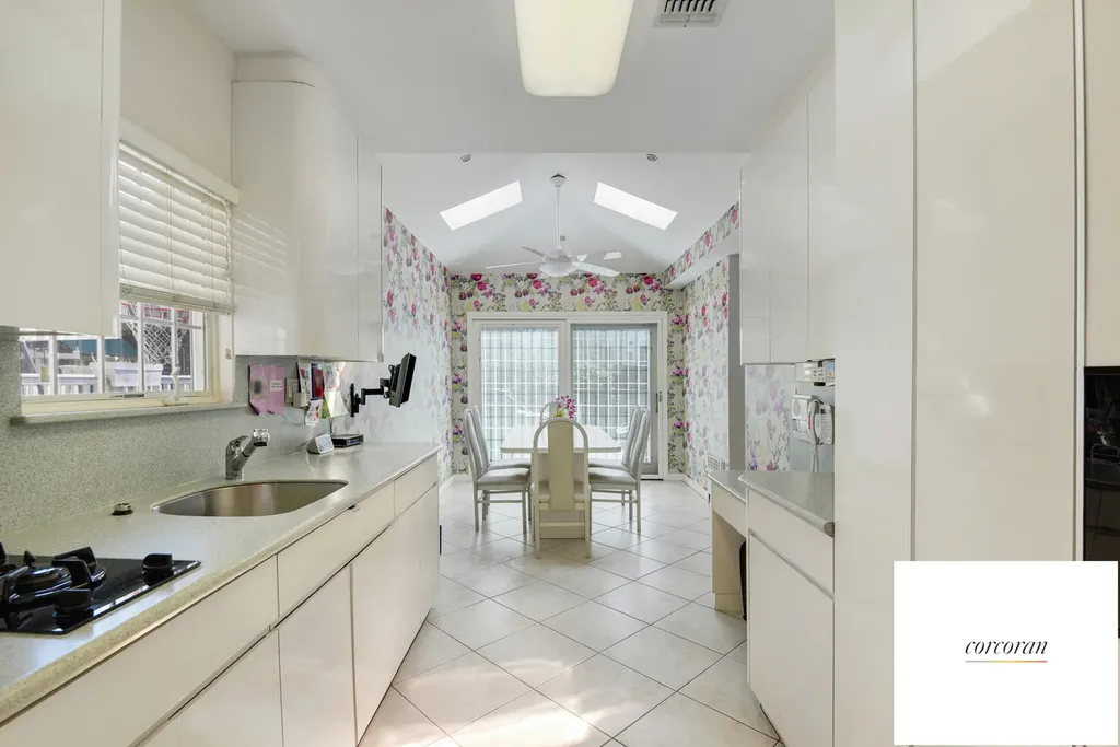 1547 E 27th Street New York City NY 11229