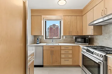 190 E 72nd Street New York City NY 10021