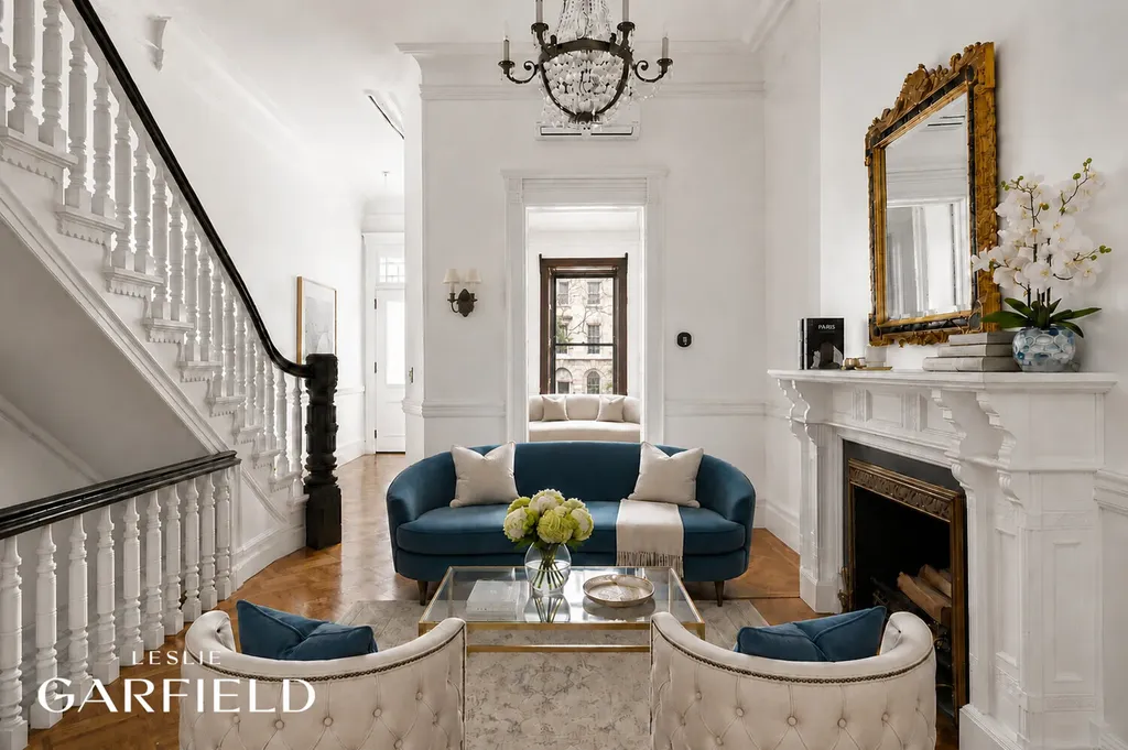 38 E 70th Street New York City NY 10021