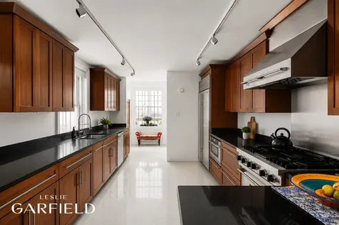 38 E 70th Street New York City NY 10021