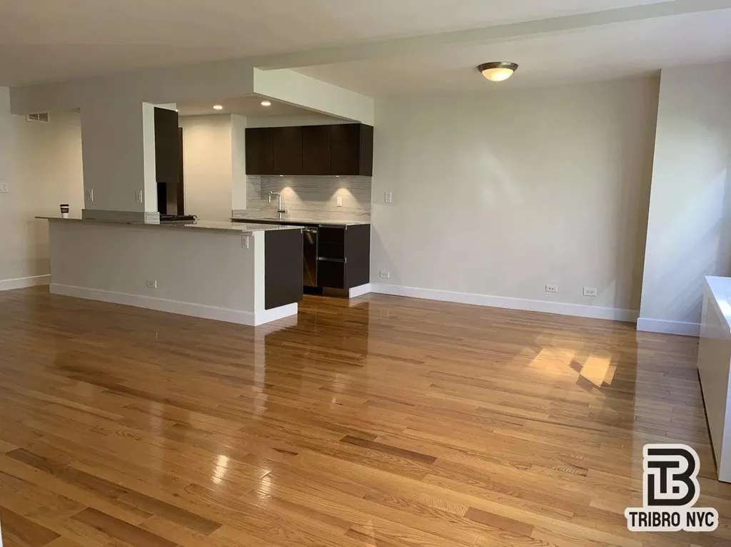 216 W 89th Street New York City NY 10024