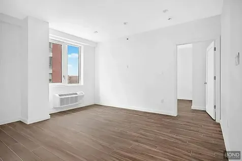 906 E New York Avenue New York City NY 11203
