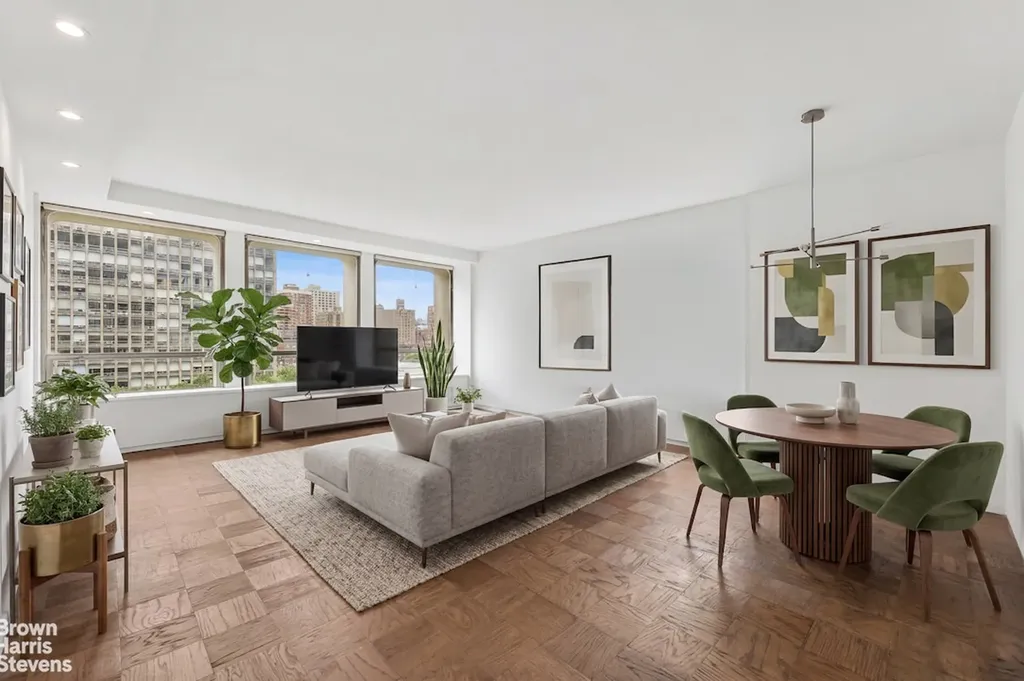 330 E 33rd Street New York City NY 10016