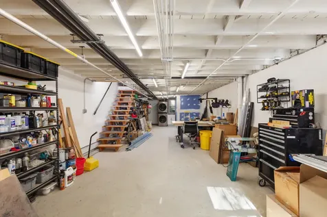 401 E 35th Street New York City NY 11203