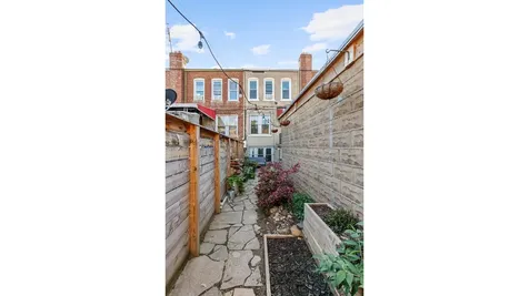 401 E 35th Street New York City NY 11203