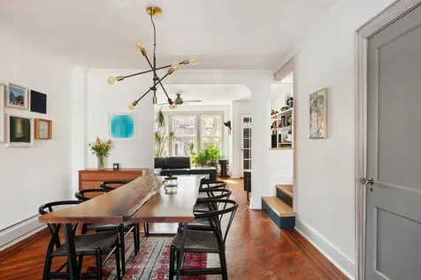 401 E 35th Street New York City NY 11203