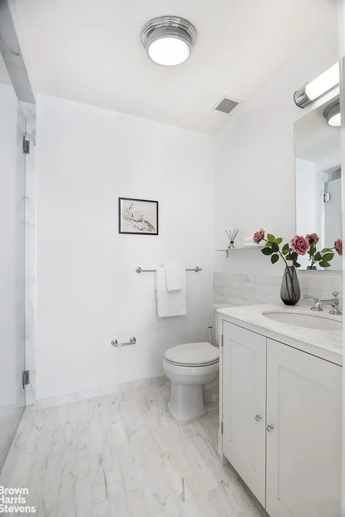 135 E 79th Street New York City NY 10075