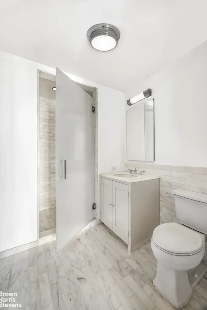 135 E 79th Street New York City NY 10075