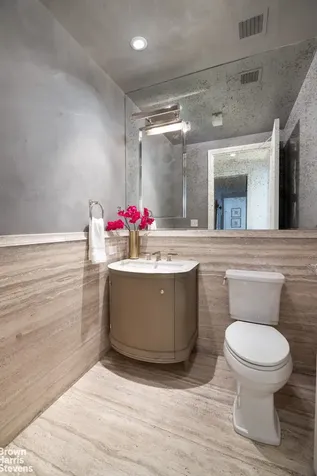 135 E 79th Street New York City NY 10075