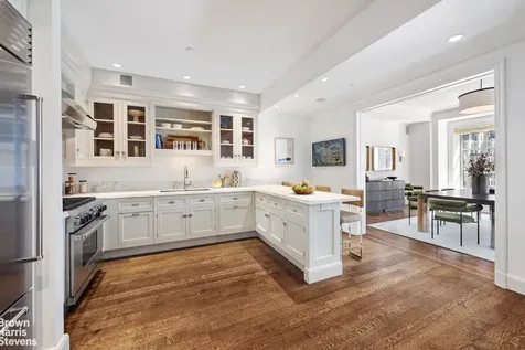 135 E 79th Street New York City NY 10075