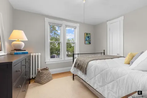 111 Rochelle Street New York City NY 10464
