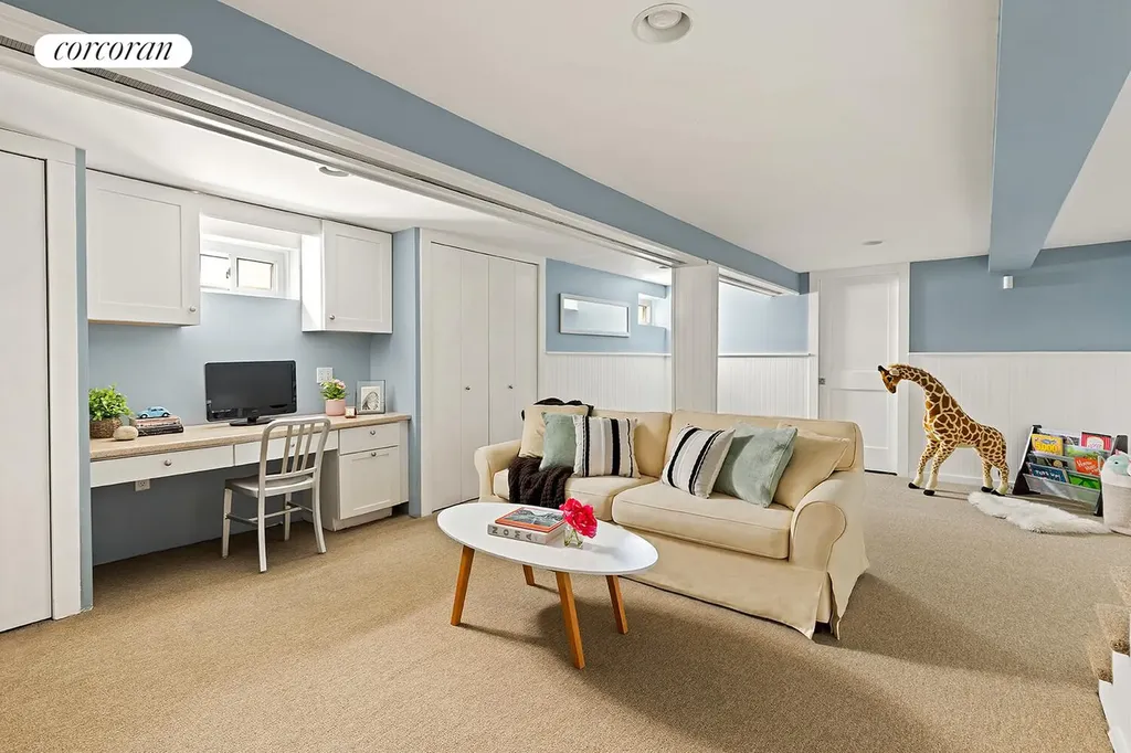 7709 Colonial Road New York City NY 11209