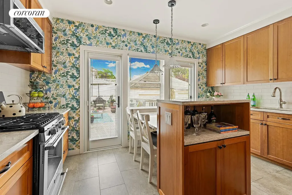 7709 Colonial Road New York City NY 11209