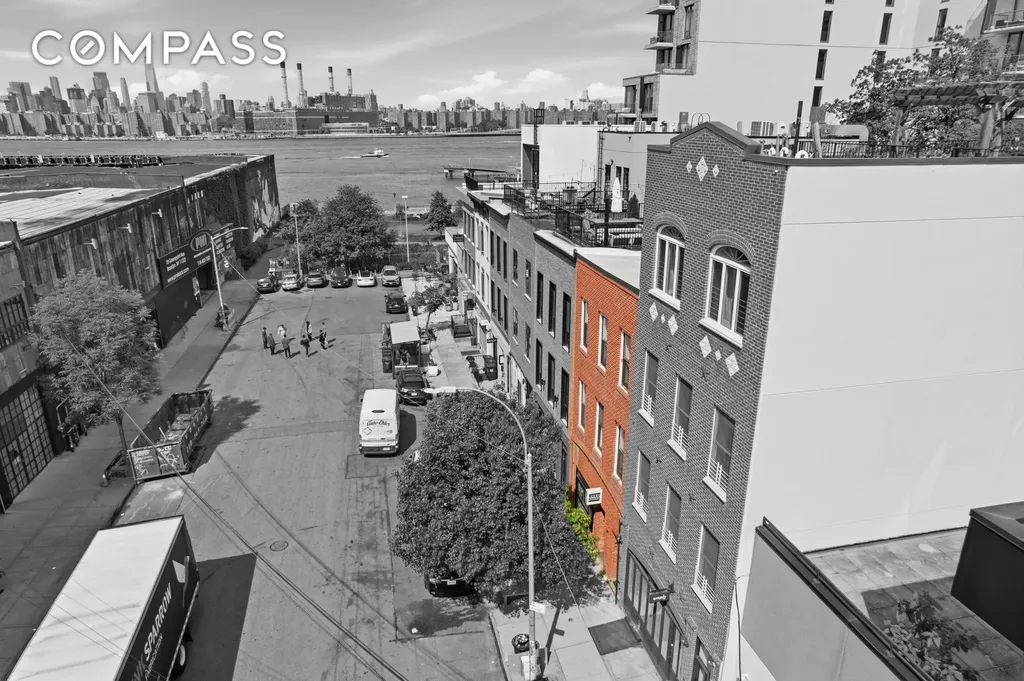 29 Greenpoint Avenue New York City NY 11222