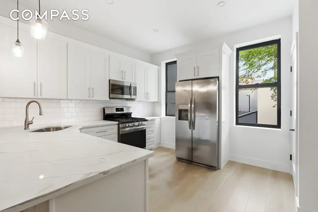 29 Greenpoint Avenue New York City NY 11222