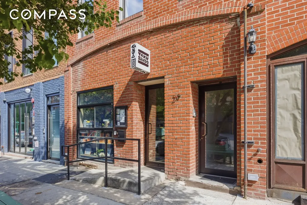 29 Greenpoint Avenue New York City NY 11222