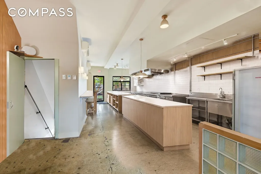 29 Greenpoint Avenue New York City NY 11222