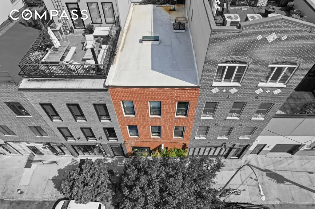 29 Greenpoint Avenue New York City NY 11222