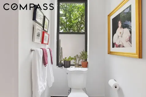 29 Greenpoint Avenue New York City NY 11222