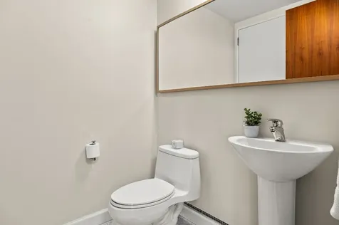 261 W 28th Street New York City NY 10001
