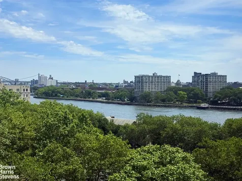 520 E 76th Street New York City NY 10021