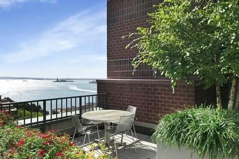 225 Rector Place New York City NY 10280