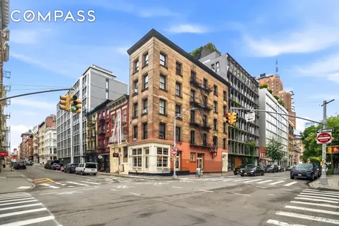 311 W Broadway New York City NY 10013