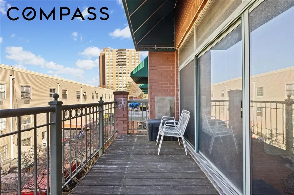 566 Louisiana Avenue New York City NY 11239