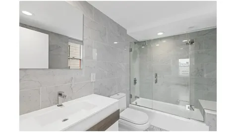 40 E 61st Street New York City NY 10065