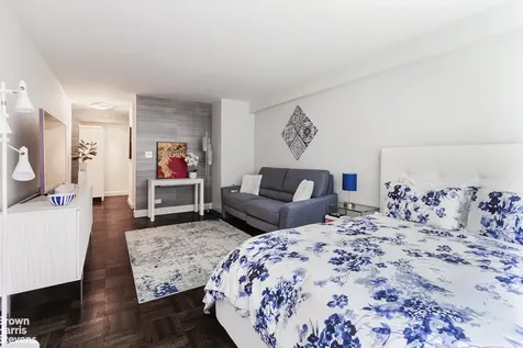 430 W 34th Street New York City NY 10001