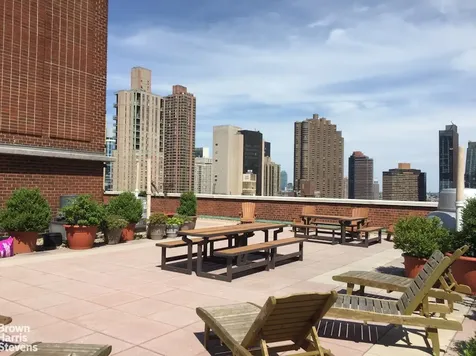132 E 35th Street New York City NY 10016