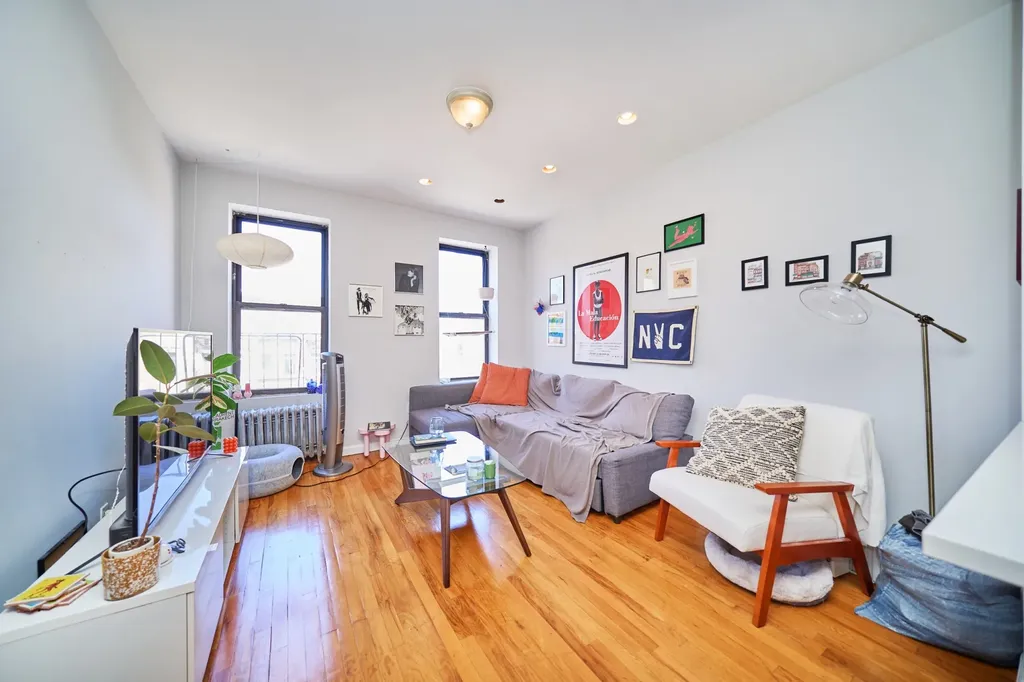 796 9th Avenue New York City NY 10019