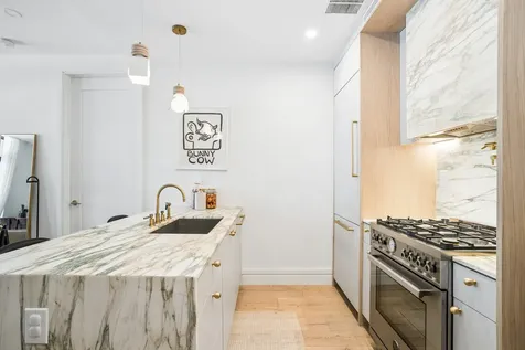 114 Lexington Avenue New York City NY 11238