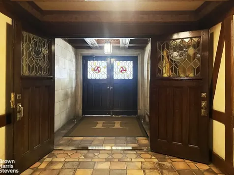 324 E 41st Street New York City NY 10017