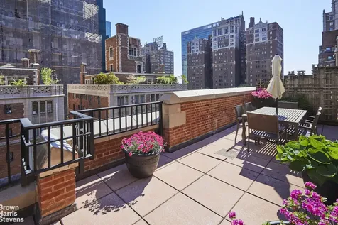 324 E 41st Street New York City NY 10017