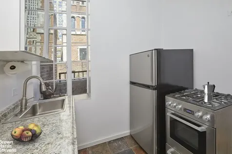 324 E 41st Street New York City NY 10017