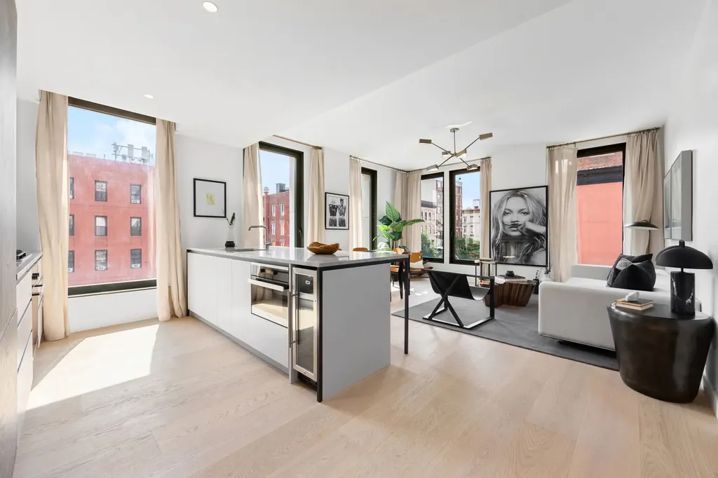 45 E 7th Street New York City NY 10003